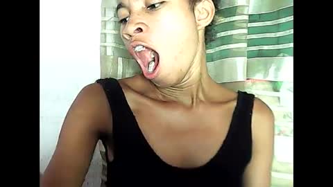 Snapshot of rosie6601 chatting on April 2, 7:22 pm rosie6601 online show from April 2, 7:22 pm