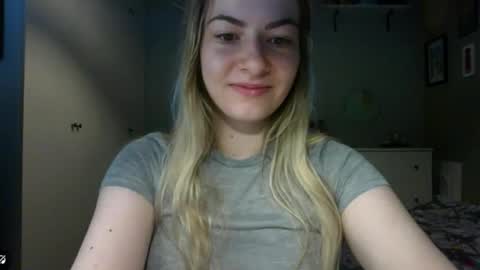Rosie online show from May 8, 7:46 am