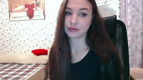 Snapshot of rosierosa chatting on February 25, 4:14 am Rosie is waiting for YOU online show from February 25, 4:14 am