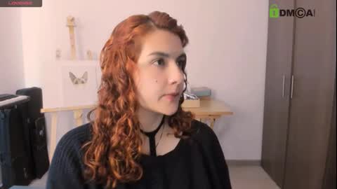 Snapshot of rosiexxx24 chatting on October 7, 3:53 pm Rosie online show from October 7, 3:53 pm