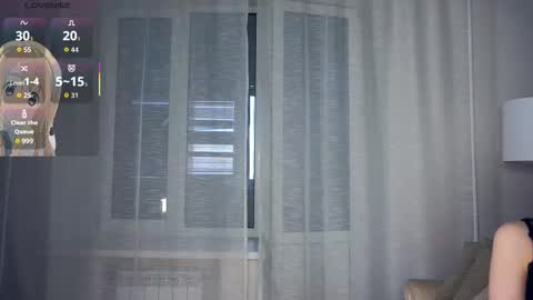 Edwina online show from October 27, 4:27 am