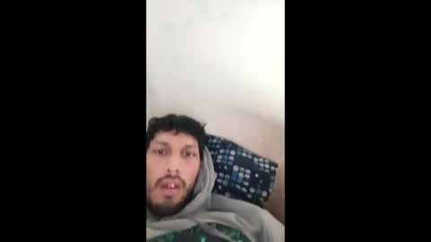 Snapshot of roskof69 chatting on April 29, 5:22 am Ribuu online show from April 29, 5:22 am