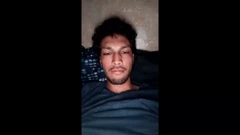 Snapshot of roskof69 chatting on May 17, 11:56 pm Ribuu online show from May 17, 11:56 pm