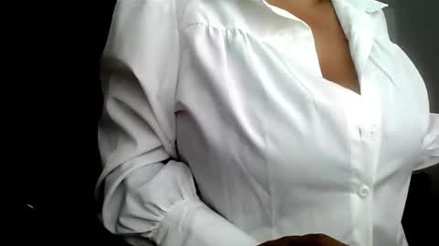 Rossana  online show from May 18, 12:44 pm