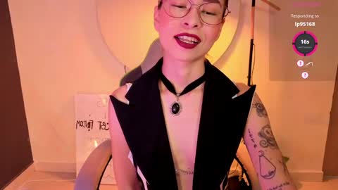 Snapshot of rosse_98_ chatting on May 1, 2:43 pm Miss Rosse online show from May 1, 2:43 pm
