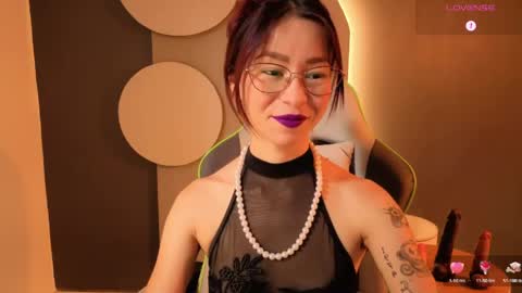 Snapshot of rosse_98_ chatting on May 14, 2:02 pm Miss Rosse online show from May 14, 2:02 pm