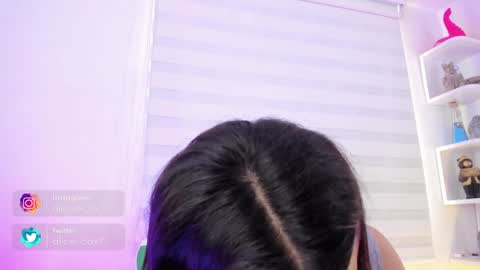   online show from February 5, 2:16 pm