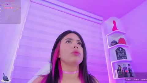   online show from October 3, 12:13 pm