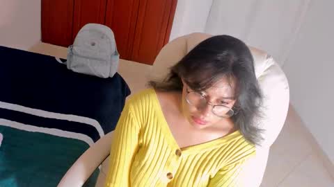 rosse_taylorx1 online show from January 8, 11:45 am