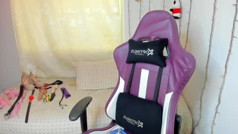 Snapshot of rossedemond30 chatting on March 19, 8:02 pm ROSSE DEMOND online show from March 19, 8:02 pm