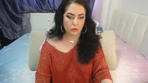 Snapshot of rossekammy chatting on January 23, 7:11 am Camy online show from January 23, 7:11 am