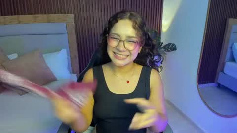 Snapshot of rossie_lanie_ chatting on April 22, 7:48 pm rossie_lanie_ online show from April 22, 7:48 pm