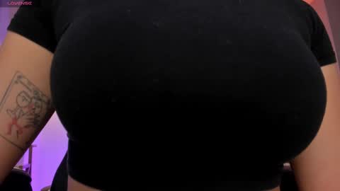 Rossie Rhoades online show from September 18, 11:45 am