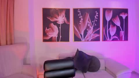 Rossie Rhoades online show from October 17, 10:12 pm