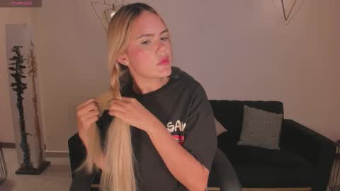 Rossie Rivers online show from February 12, 12:11 pm