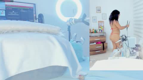 Snapshot of rosy_emely_ chatting on November 2, 9:11 am rosy_emely_ online show from November 2, 9:11 am