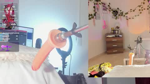 Snapshot of rosy_emely_ chatting on December 15, 9:24 am rosy_emely_ online show from December 15, 9:24 am