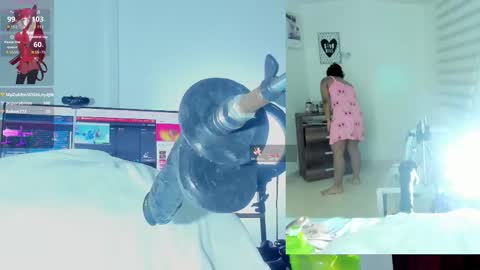 Snapshot of rosy_emely_ chatting on January 7, 9:12 am rosy_emely_ online show from January 7, 9:12 am