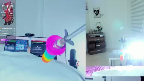 Snapshot of rosy_emely_ chatting on January 8, 9:22 am rosy_emely_ online show from January 8, 9:22 am