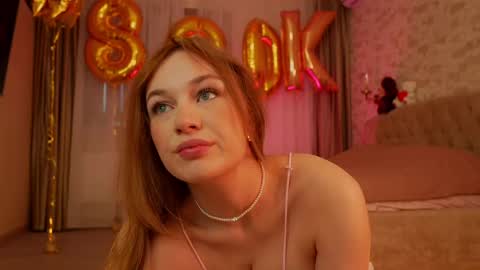 Snapshot of rosyemily chatting on May 5, 1:08 pm Hi Im Maria Check my Bio online show from May 5, 1:08 pm