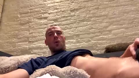 rotteei1 online show from November 28, 7:05 pm