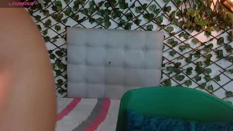 Snapshot of rous_55 chatting on December 16, 3:30 am Rous online show from December 16, 3:30 am