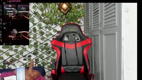 Snapshot of rous_55 chatting on November 26, 12:17 pm Rous online show from November 26, 12:17 pm