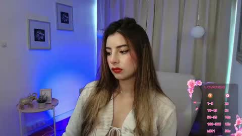 Snapshot of rousee_v chatting on September 26, 12:42 pm Rousee online show from September 26, 12:42 pm