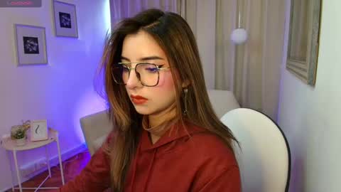 Snapshot of rousee_v chatting on October 2, 12:45 pm Rousee online show from October 2, 12:45 pm