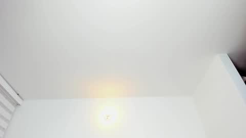 Snapshot of rousefox1 chatting on February 6, 10:59 am Valeria online show from February 6, 10:59 am