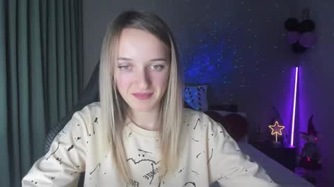 Snapshot of rousereed chatting on December 20, 4:57 pm Rouse online show from December 20, 4:57 pm