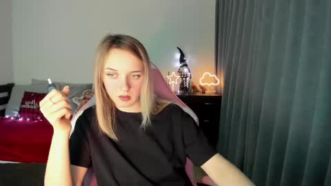 Snapshot of rousereed chatting on December 24, 3:16 pm Rouse online show from December 24, 3:16 pm