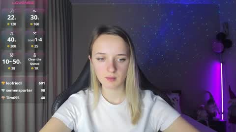 Snapshot of rousereed chatting on January 13, 10:14 am Rouse online show from January 13, 10:14 am