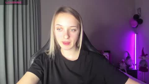 Snapshot of rousereed chatting on January 14, 4:50 pm Rouse online show from January 14, 4:50 pm