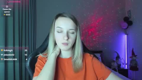 Snapshot of rousereed chatting on January 16, 5:01 pm Rouse online show from January 16, 5:01 pm