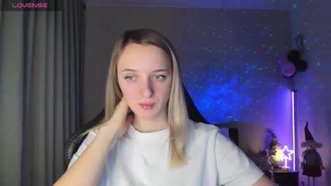 Snapshot of rousereed chatting on January 18, 7:28 am Rouse online show from January 18, 7:28 am