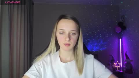 Snapshot of rousereed chatting on January 20, 10:40 am Rouse online show from January 20, 10:40 am