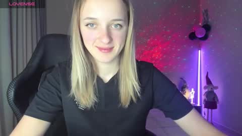 Snapshot of rousereed chatting on January 21, 10:41 am Rouse online show from January 21, 10:41 am