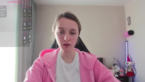 Snapshot of rousereed chatting on February 13, 10:44 am Rouse online show from February 13, 10:44 am