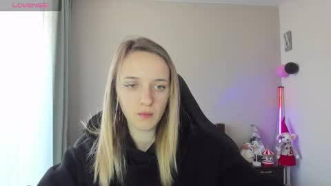 Snapshot of rousereed chatting on February 17, 7:15 am Rouse online show from February 17, 7:15 am