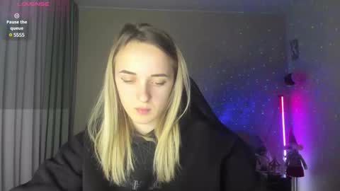 Snapshot of rousereed chatting on February 21, 5:09 pm Rouse online show from February 21, 5:09 pm