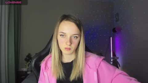 Snapshot of rousereed chatting on February 27, 5:04 pm Rouse online show from February 27, 5:04 pm