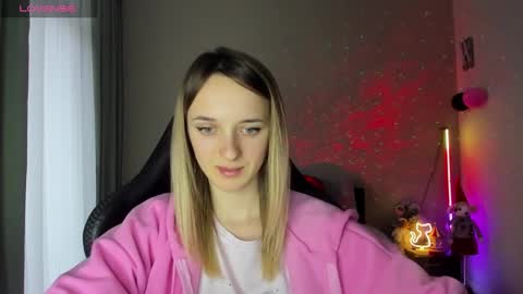 Snapshot of rousereed chatting on February 28, 2:09 pm Rouse online show from February 28, 2:09 pm