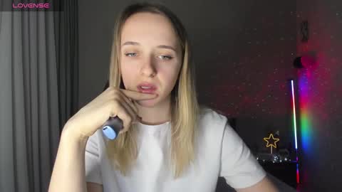 Snapshot of rousereed chatting on March 2, 4:10 pm Rouse online show from March 2, 4:10 pm