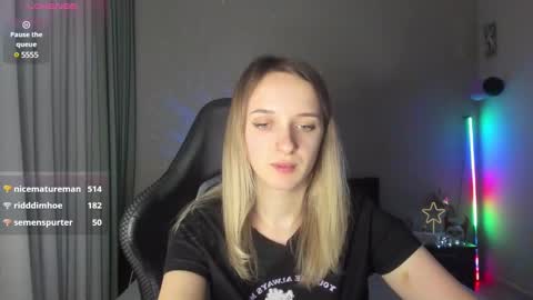 Snapshot of rousereed chatting on March 4, 6:18 pm Rouse online show from March 4, 6:18 pm