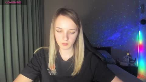 Snapshot of rousereed chatting on March 11, 5:24 pm Rouse online show from March 11, 5:24 pm