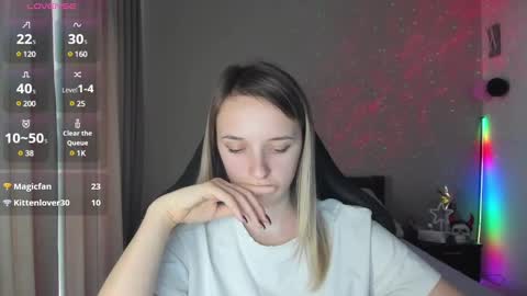 Snapshot of rousereed chatting on March 12, 10:48 am Rouse online show from March 12, 10:48 am