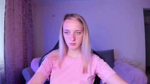 Snapshot of rousereed chatting on September 9, 6:24 am Rouse online show from September 9, 6:24 am