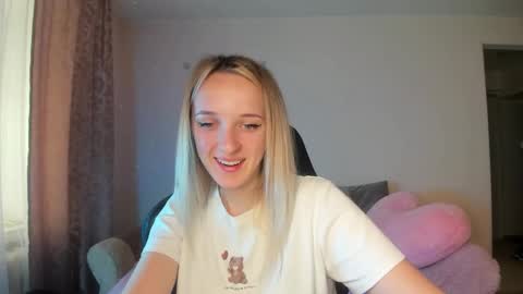 Snapshot of rousereed chatting on September 15, 6:35 am Rouse online show from September 15, 6:35 am