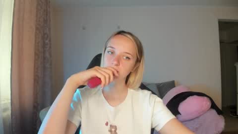 Snapshot of rousereed chatting on September 16, 6:25 am Rouse online show from September 16, 6:25 am